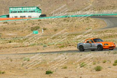 media/Jun-01-2025-CalClub SCCA (Sun) [[eae223c5dd]]/Group 5/Qualifying/